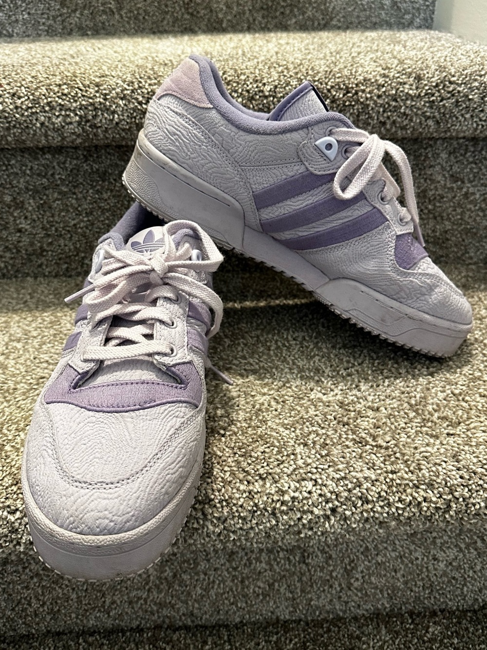 New adidas Originals Rivalry Low TR Shoes Silver Dawn/Magic Lilac